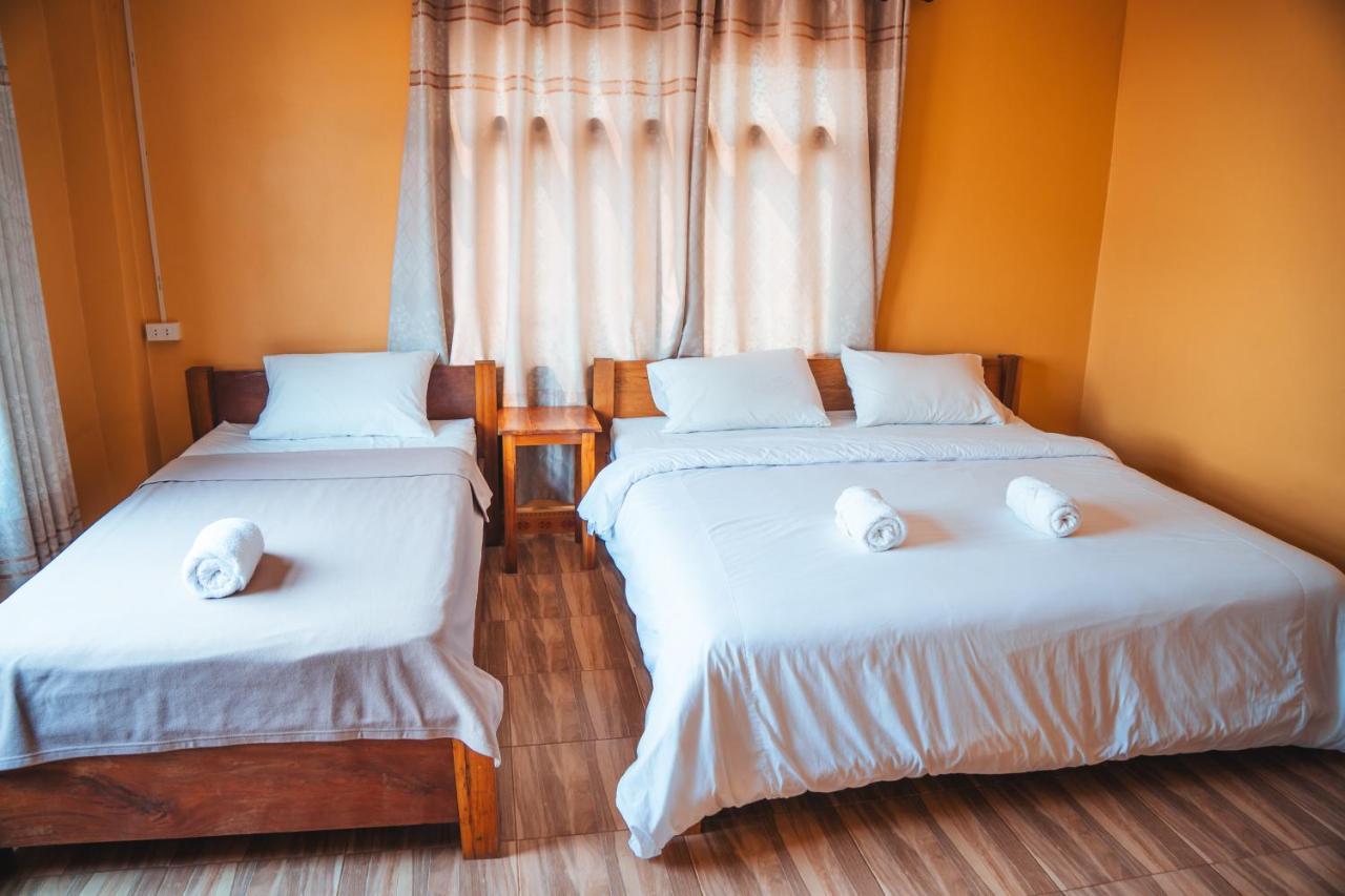 Vang Vieng Sunset Guesthouse & Restaurant Exterior foto