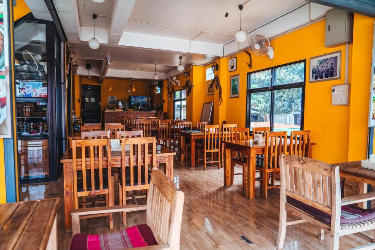 Vang Vieng Sunset Guesthouse & Restaurant Exterior foto