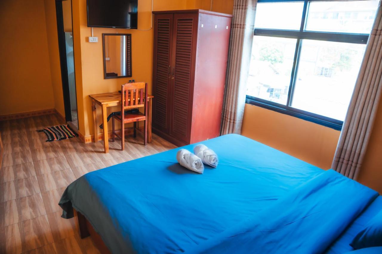 Vang Vieng Sunset Guesthouse & Restaurant Exterior foto